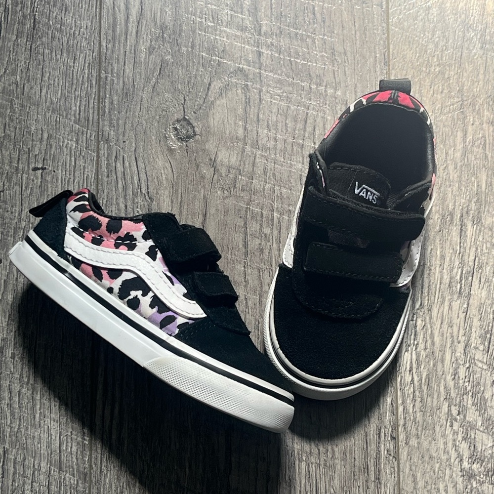 TODDLER Vans  Black Sneakers with Pink & Purple Leopard Print SIZE 7
